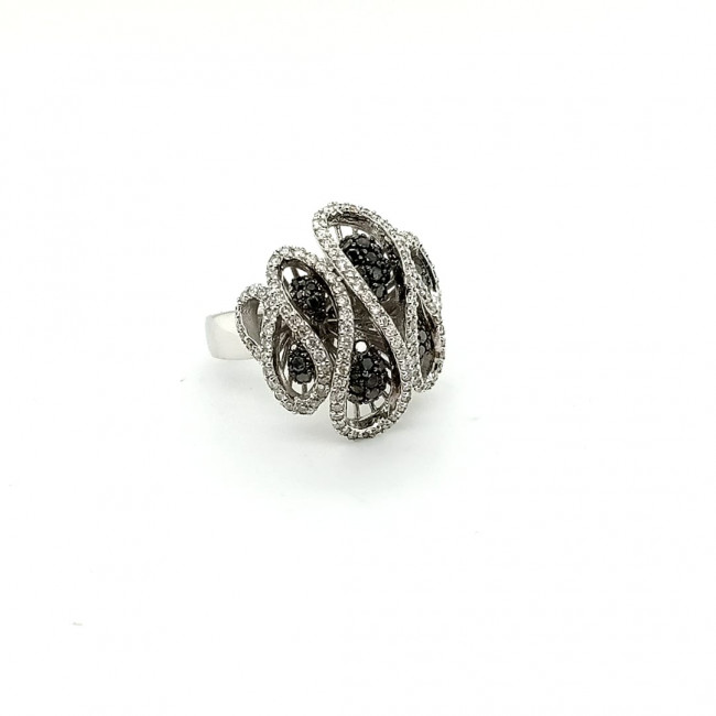 Anel de Brilhantes Black e Branco